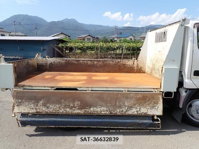 Hino DUTRO 2013-12 8626563-9