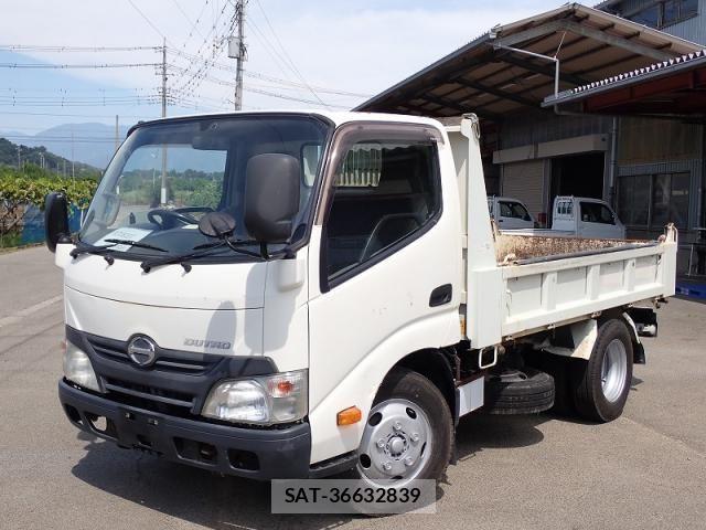 Hino DUTRO 2013-12 8626563-1