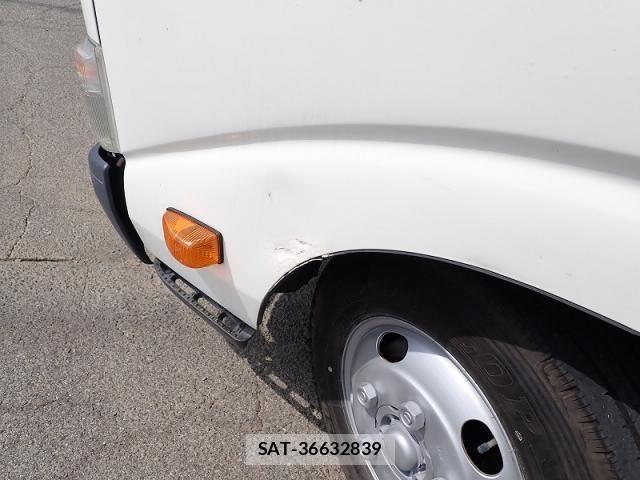 Hino DUTRO 2013-12 8626563-26