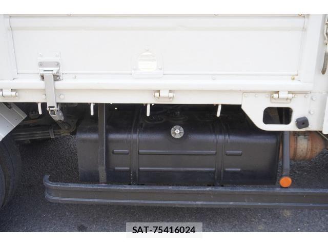 Hino DUTRO 2013-12 8626552-21