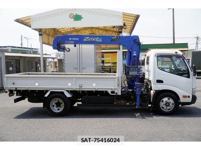 Hino DUTRO 2013-12 8626552-4