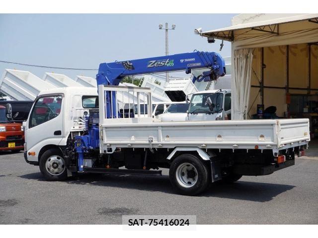Hino DUTRO 2013-12 8626552-6