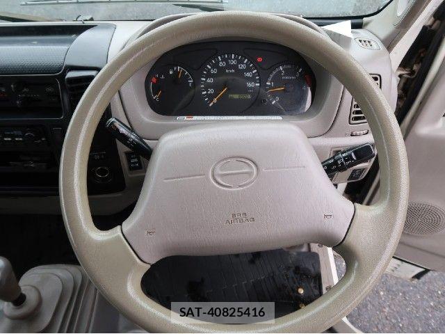 Hino DUTRO 2011-01 8626560-14