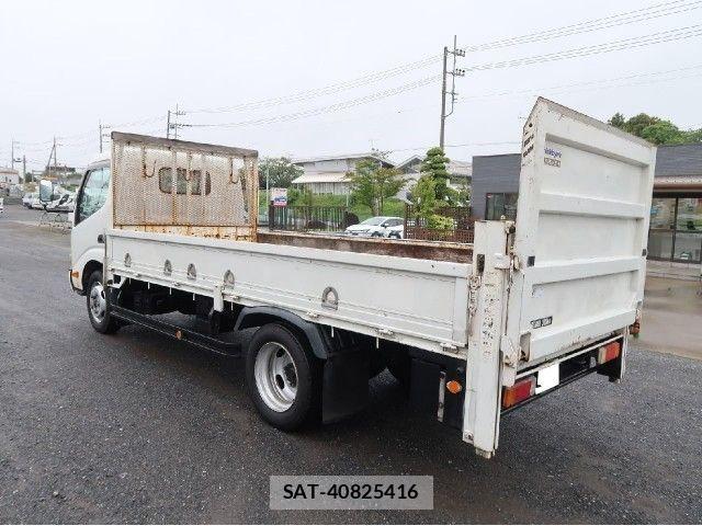 Hino DUTRO 2011-01 8626560-3