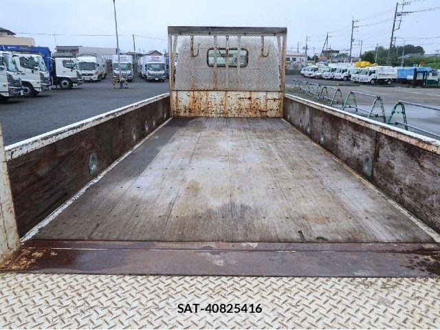 Hino DUTRO 2011-01 8626560-6