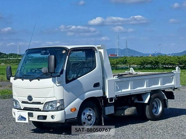 Hino DUTRO 2023-04 8626544-1