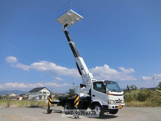 Hino DUTRO 2009-06 8626565-11