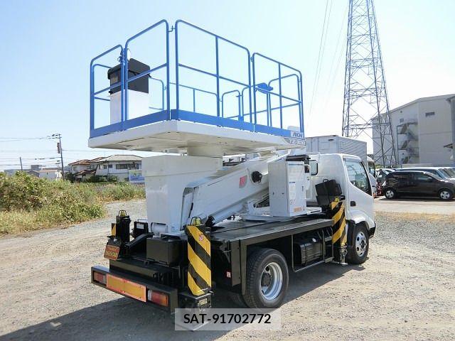 Hino DUTRO 2009-06 8626565-1