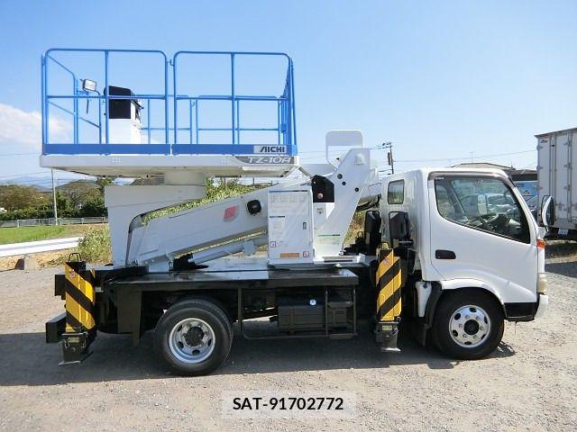 Hino DUTRO 2009-06 8626565-7