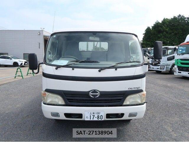 Hino DUTRO 2010-11 8626561-4