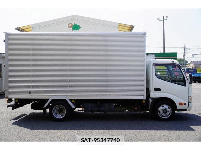 Hino DUTRO 2015-07 8626559-4