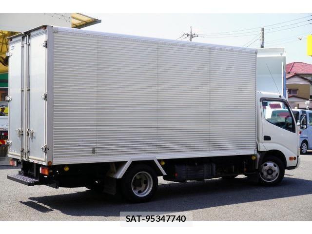 Hino DUTRO 2015-07 8626559-7
