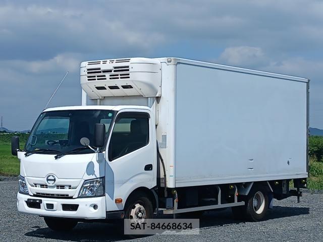 Hino DUTRO 2019-08 8626562-3