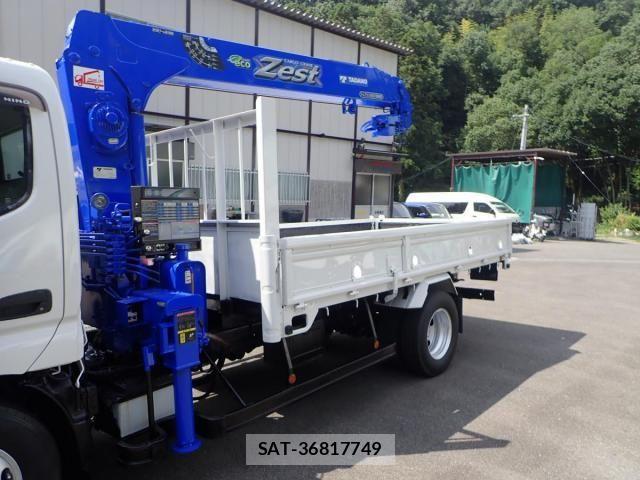 Hino DUTRO 2010-09 8626549-13