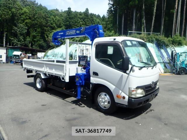 Hino DUTRO 2010-09 8626549-4