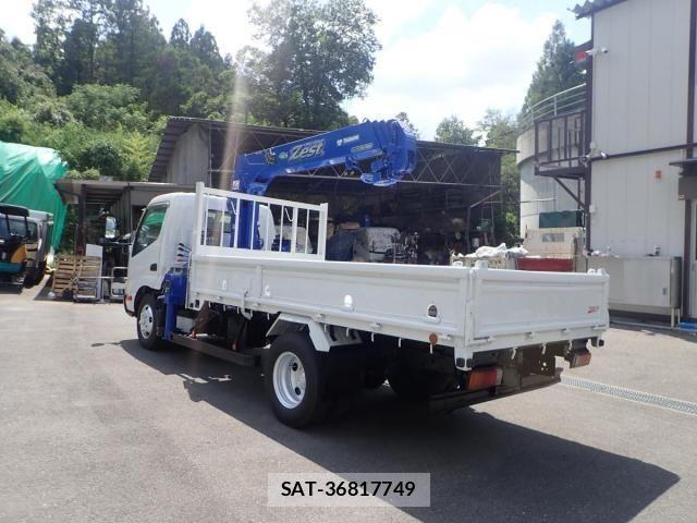 Hino DUTRO 2010-09 8626549-5
