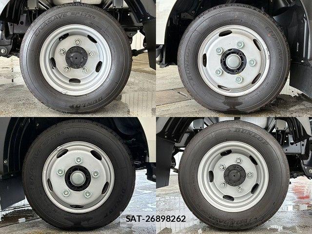 Hino DUTRO 2026-01 8626543-11
