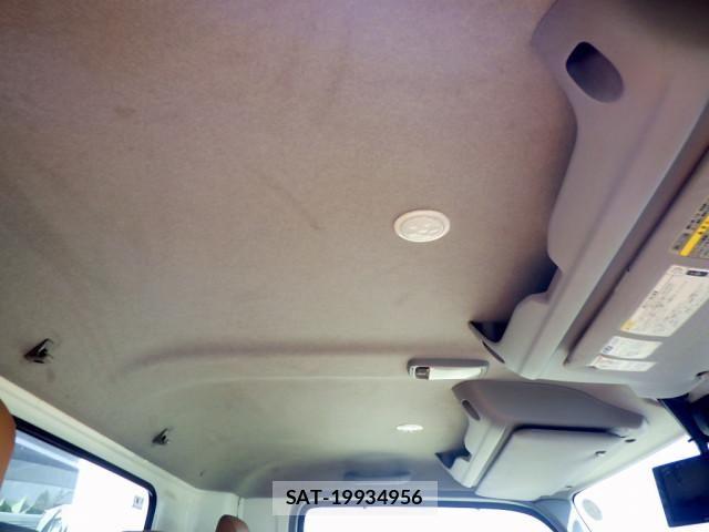 Hino DUTRO 2020-03 8626540-23