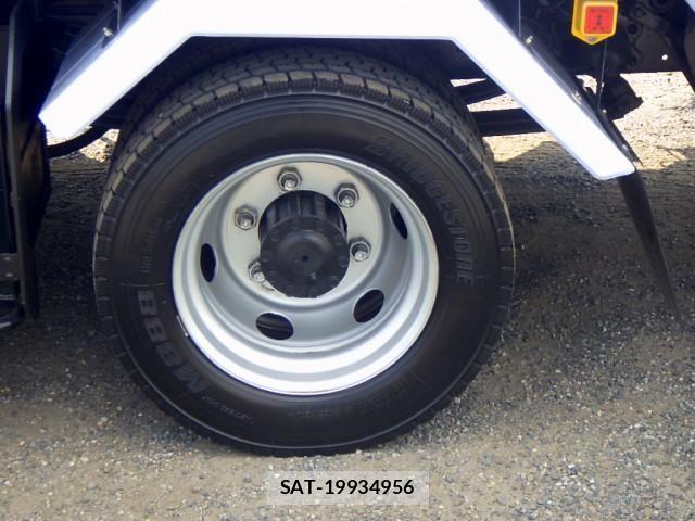 Hino DUTRO 2020-03 8626540-25