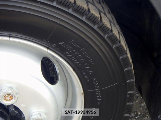 Hino DUTRO 2020-03 8626540-27
