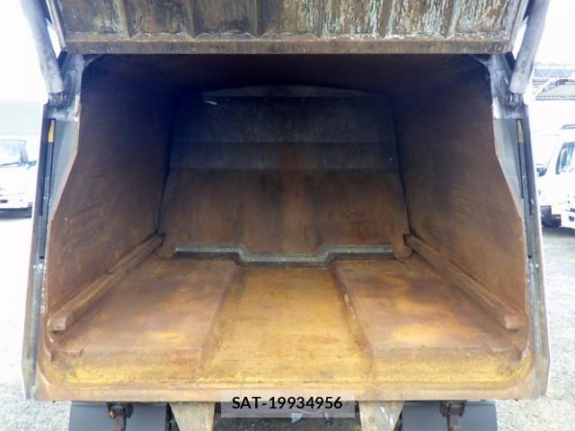 Hino DUTRO 2020-03 8626540-7