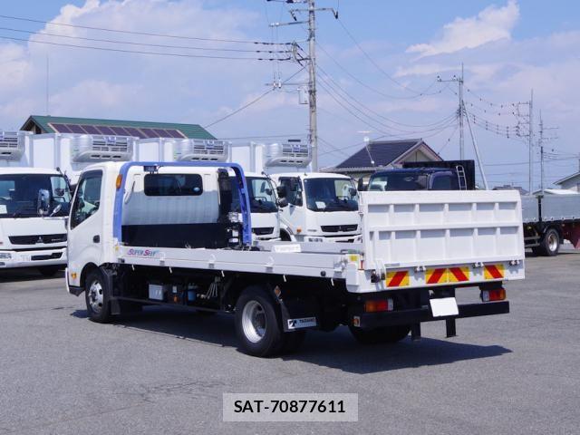 Hino DUTRO 2023-09 8626539-2