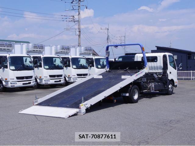 Hino DUTRO 2023-09 8626539-3