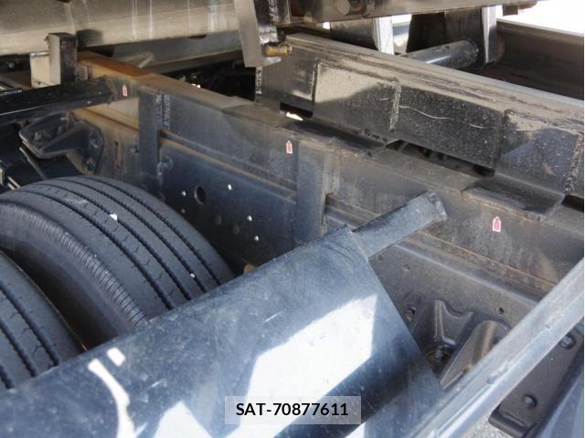 Hino DUTRO 2023-09 8626539-6