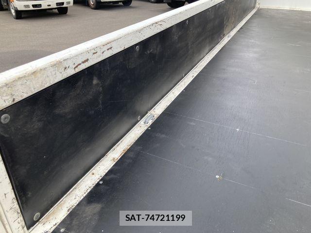Hino DUTRO 2019-07 8626556-10