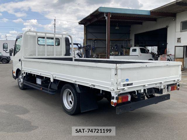 Hino DUTRO 2019-07 8626556-2
