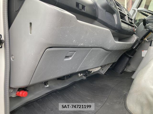 Hino DUTRO 2019-07 8626556-8