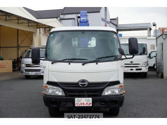 Hino DUTRO 2013-11 8626550-1