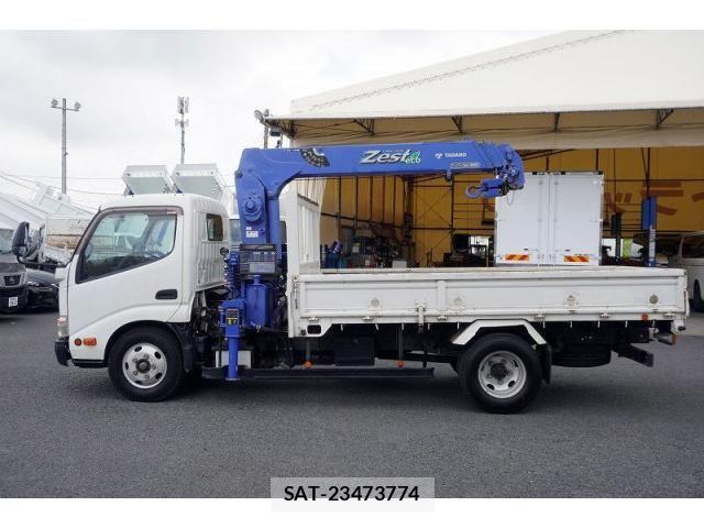 Hino DUTRO 2013-11 8626550-2