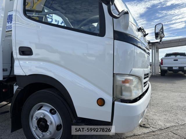 Hino DUTRO 2008-02 8626546-12
