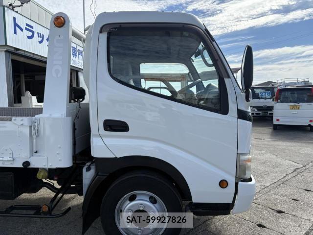 Hino DUTRO 2008-02 8626546-17