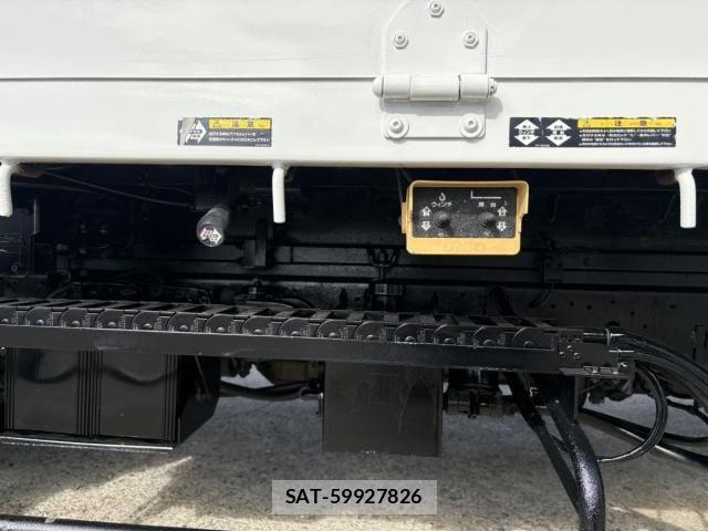 Hino DUTRO 2008-02 8626546-23