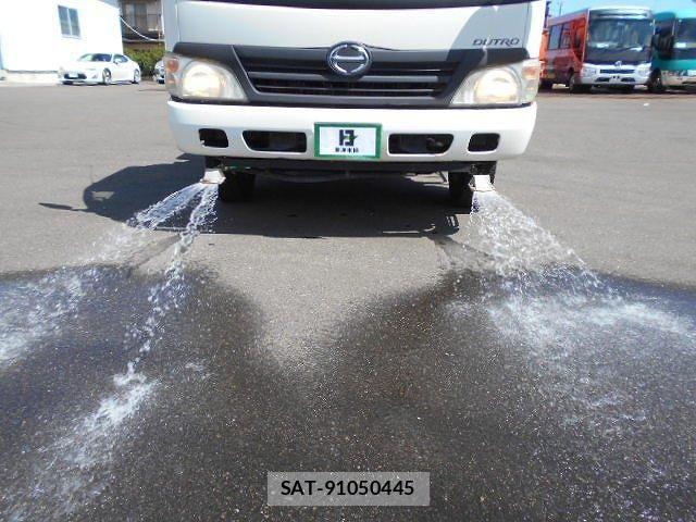Hino DUTRO 2011-04 8666076-9
