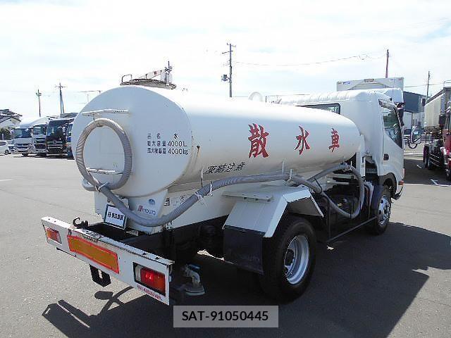 Hino DUTRO 2011-04 8666076-2