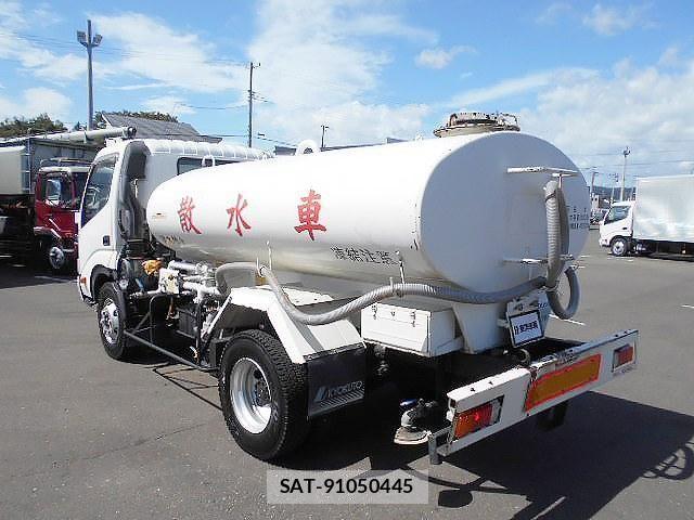 Hino DUTRO 2011-04 8666076-3
