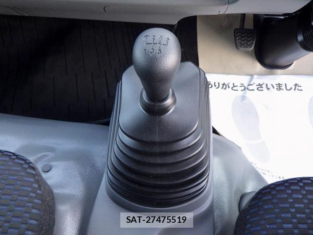 Hino DUTRO 2025-12 8658825-12