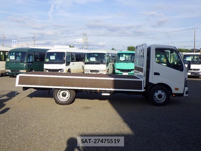 Hino DUTRO 2025-12 8658825-6