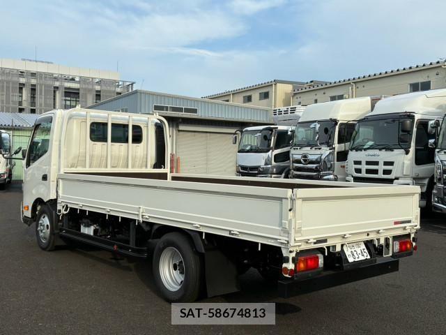 Hino DUTRO 2025-12 8658829-5