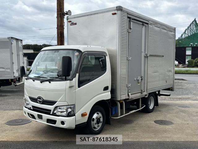 Hino DUTRO 2019-02 8666079-0