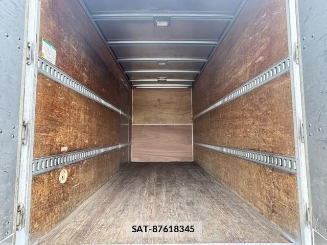 Hino DUTRO 2019-02 8666079-13