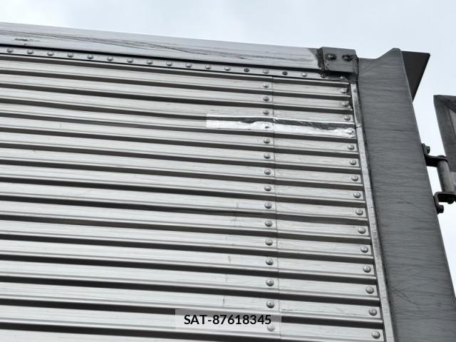 Hino DUTRO 2019-02 8666079-22
