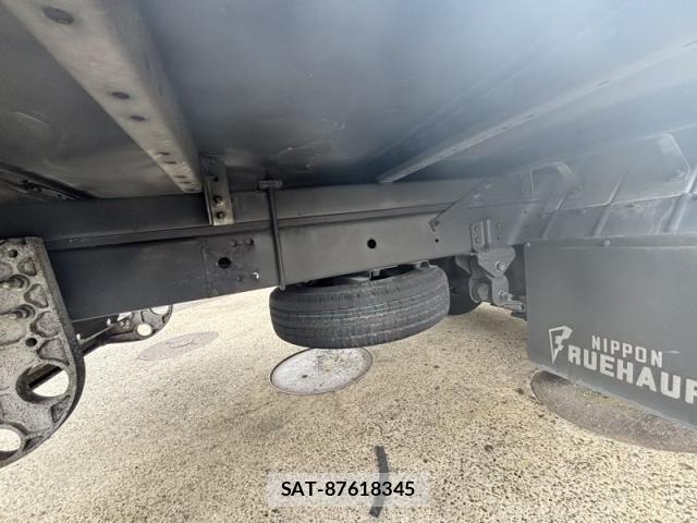 Hino DUTRO 2019-02 8666079-25