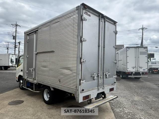 Hino DUTRO 2019-02 8666079-6