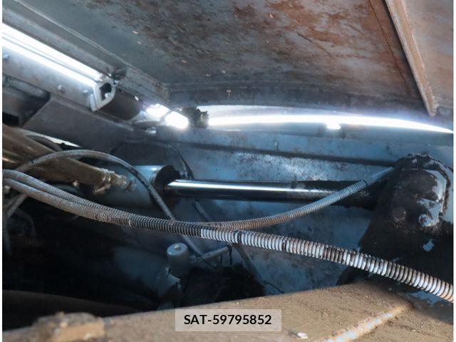Hino DUTRO 2017-01 8658843-10
