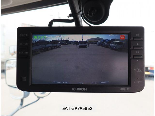 Hino DUTRO 2017-01 8658843-24