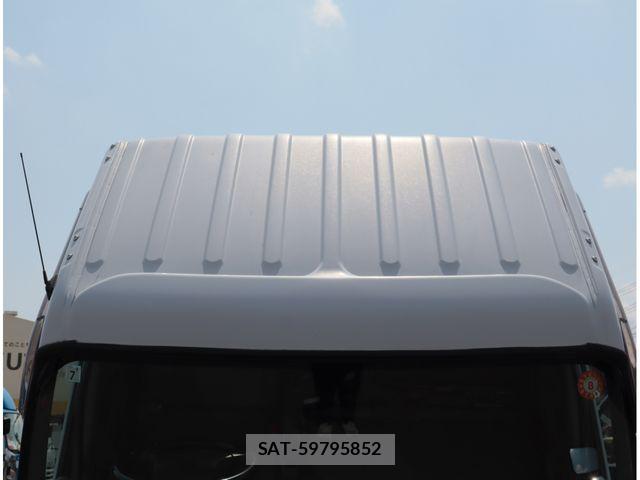 Hino DUTRO 2017-01 8658843-27